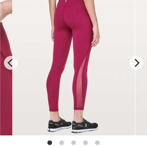 NWOT - Lululemon train times 7/8